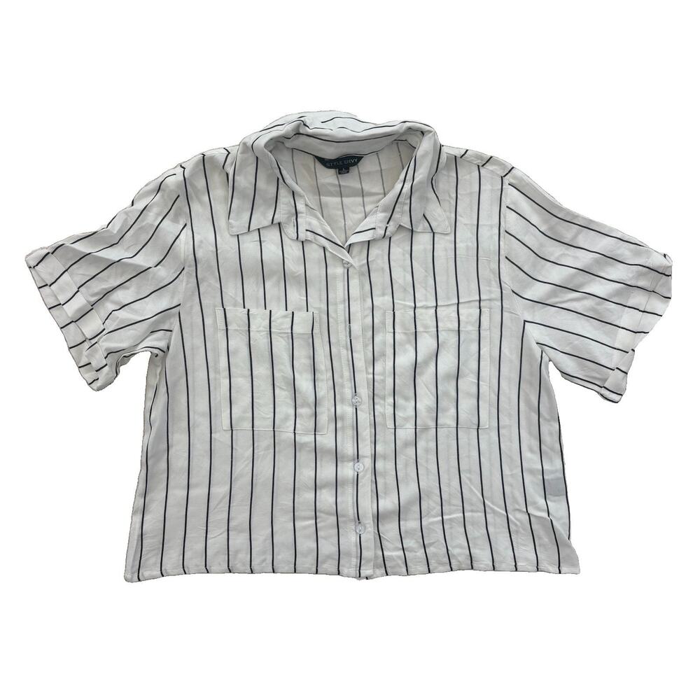 Style Envy Women’s Large Button Down Crop Top Black White Striped